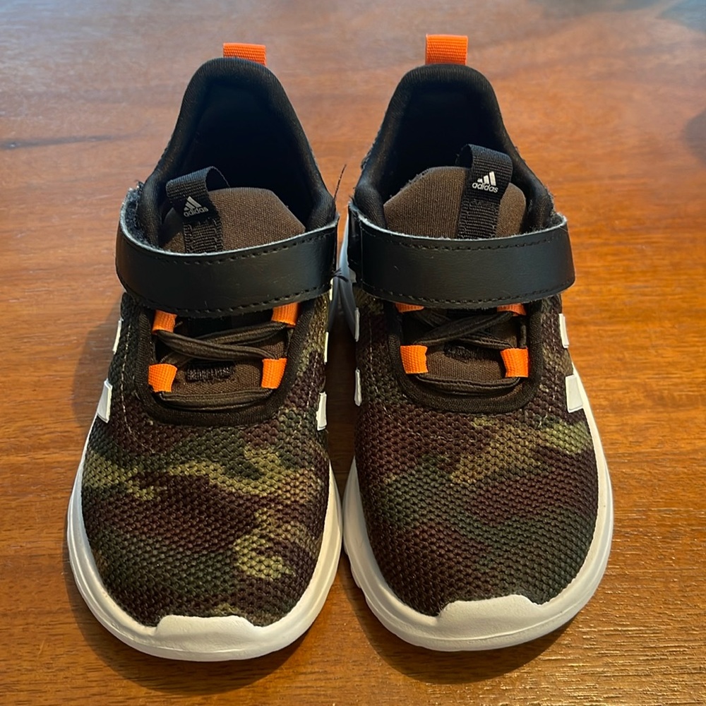 Addidas Camouflage Toddler Sneakers SZ 7